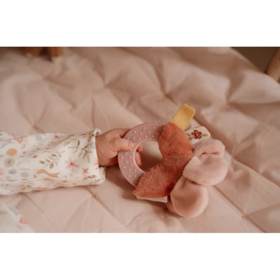 Plyšový darčekový set Fairy Garden s hrkálkou a maznáčikom