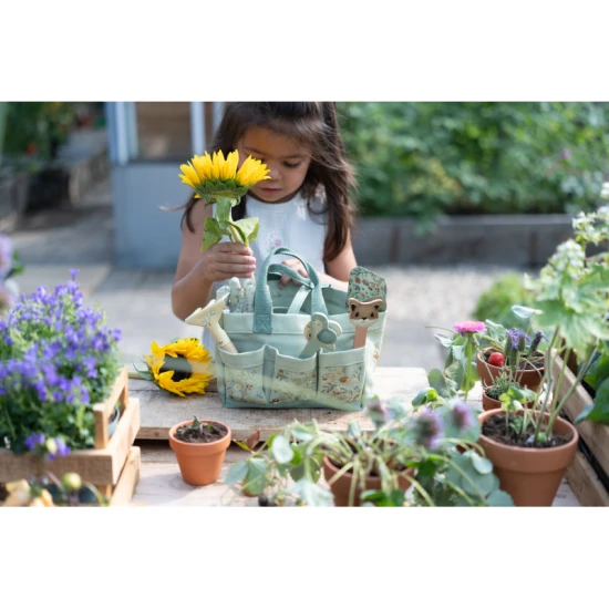 Detská záhradnícka sada Forest Friends s kanvičkou, rukavicami a náradím