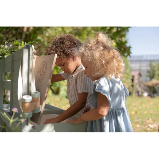 Kuchynka vonkajšia drevená