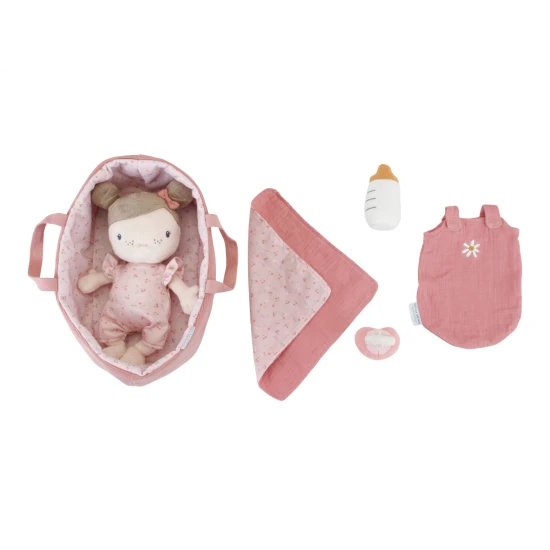 Originálna mäkká bábika s príslušenstvom Baby Rosa s prenosným košíkom na spanie.