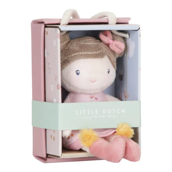 Nádherná bábika s menom Rosa z mäkkého jemného materiálu vo veľkosti 10 cm od Little Dutch.