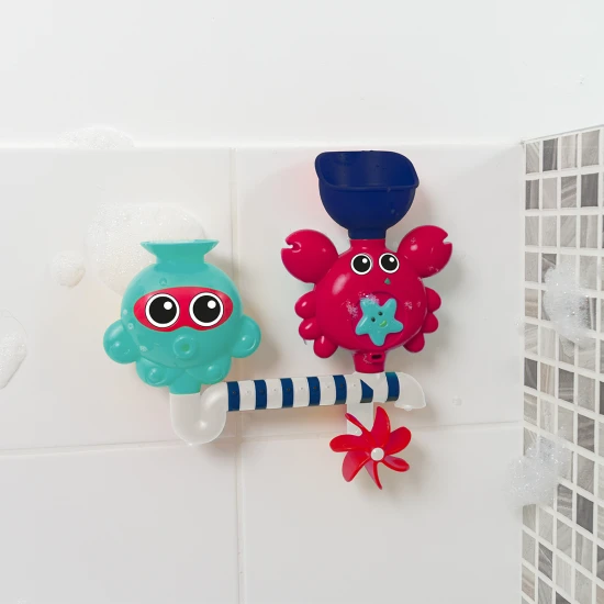 Vodný mlynček s potrubím s ktorým bude kúpanie zábavnejšie.