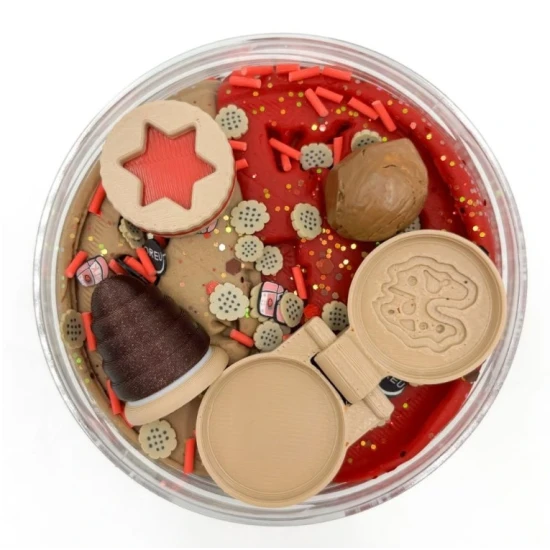 Mamolína – Pečieme cukrovie, dvoubarevná vianočná modelína s trblietkami, konfeti a dekoráciami na pečenie