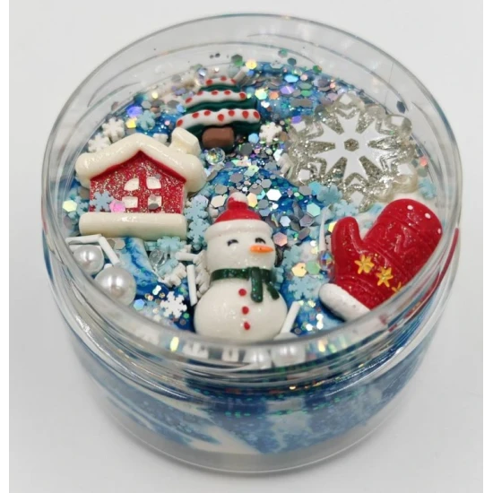 Mamolina zasnezena krajina detska modelina so zimnymi figurkami snehuliak chalupka stromcek