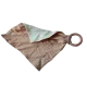 Mušelínový mojkáčik s kaučukovým krúžkom v ružovej farbe.