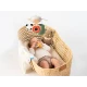 Luxusný darčekový box Newborn Luxe pre bábätká – hudobný kolotoč, plyšový medvedík, hryzátko a textilná plienka.