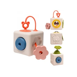 Kocka s aktivitami Peek & Play