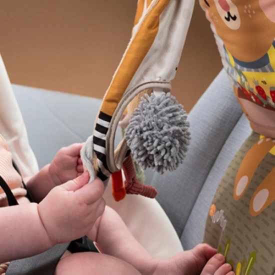 Hrací pult do auta Zajac