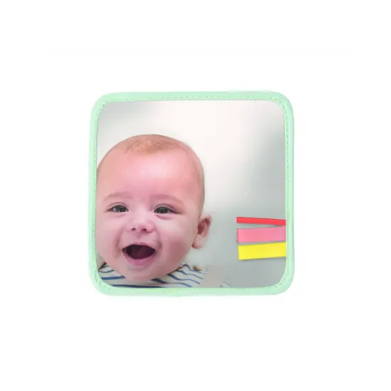 Úžasný darčekový box obsahuje špeciálne navrhnutú sadu hračiek pre novorodencov. Ideálny darček od narodenia!