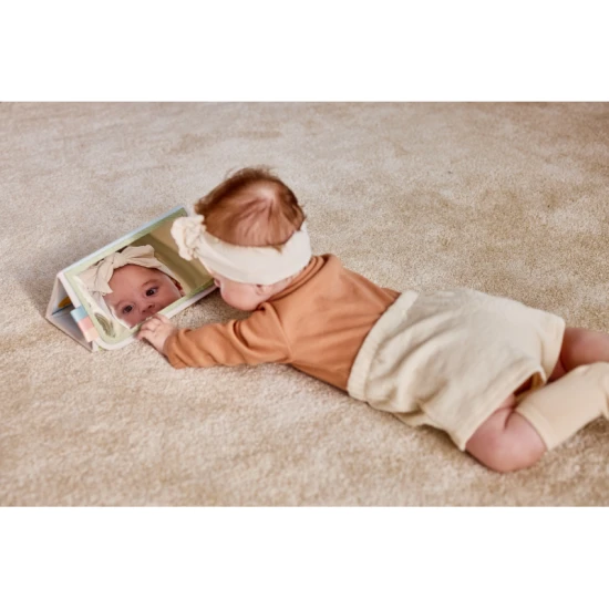 Knižka s aktivitami pre hru na brušku Farmers Funday