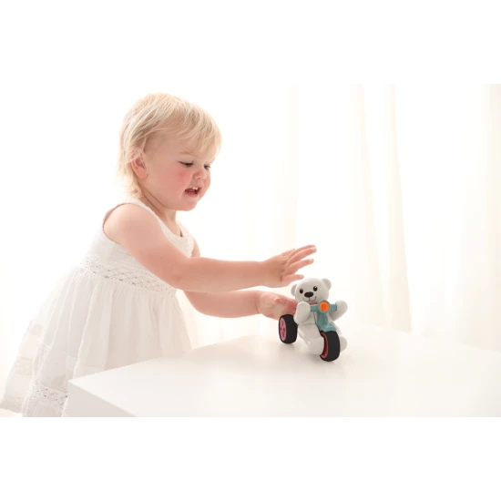 Tolo Medvedík na trojkolke, stlačením hlavičky sa začne hýbať
