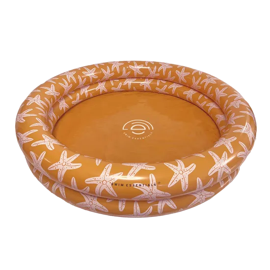 Detský nafukovací bazén Morské hviezdice od Swim Essentials je svojou veľkosťou určený približne pre deti od 1 roku.