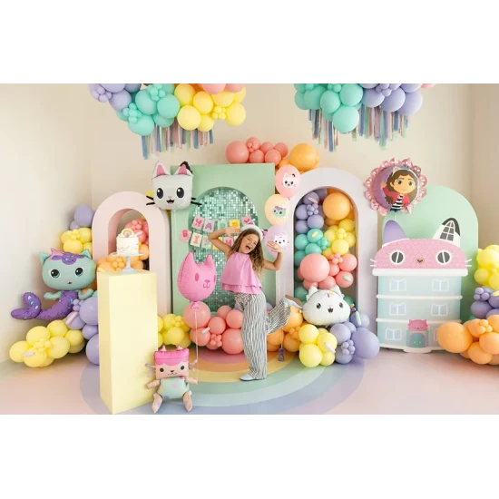 Narodeninová výzdoba s Gabby's Dollhouse, ktorá zažiari