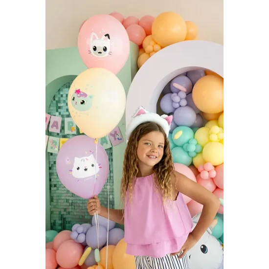 Narodeninová výzdoba s Gabby's Dollhouse, ktorá zažiari