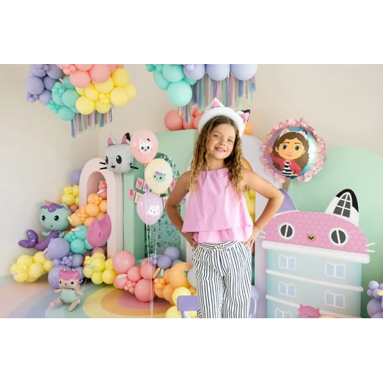 Narodeninová výzdoba s Gabby's Dollhouse, ktorá zažiari