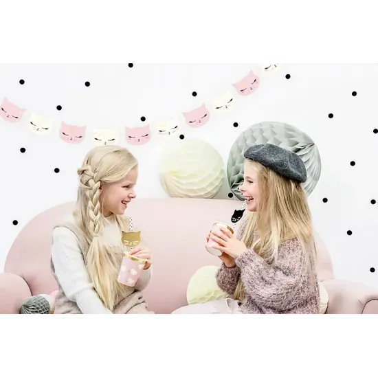 Ružové poháre s motívom mačka vhodné na detské narodeninové oslavy. 