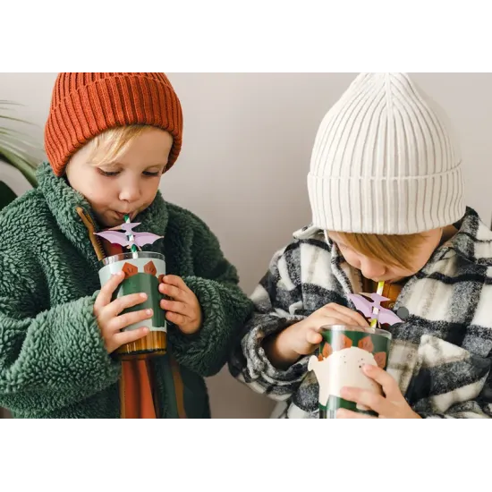 Slamky Dinosaury sú skvelým spoločníkom pre deti pri pití svojich obľúbených nápojov.