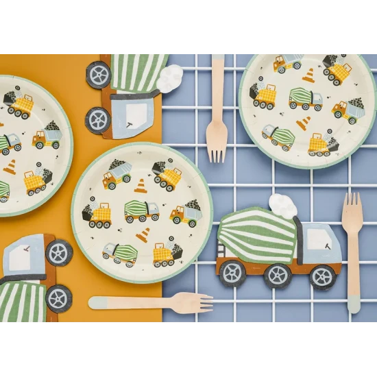 Narodeninové taniere na detskú oslavu s motívom stavebné vozidlá.
