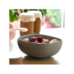 Silicone bowl with sucker Pink