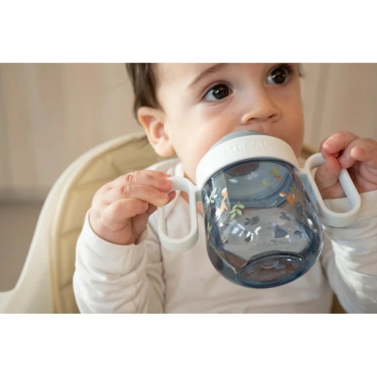 Hrnček s náustkom Forest Friends: Prvé samostatné pitie