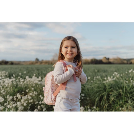 Little Dutch Detský batoh Fairy Garden: Na dobrodružstvá s rozprávkovou záhradou