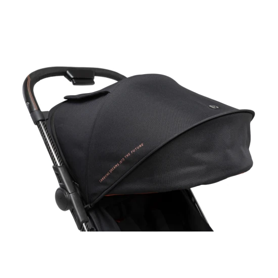 Maxi-Cosi Oslo Carbon kočík Essential Black