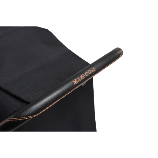 Maxi-Cosi Oslo Carbon kočík Essential Black