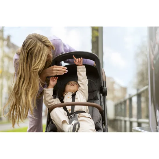 Soho kočík Essential Graphite