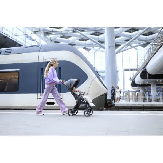 Soho kočík Essential Graphite