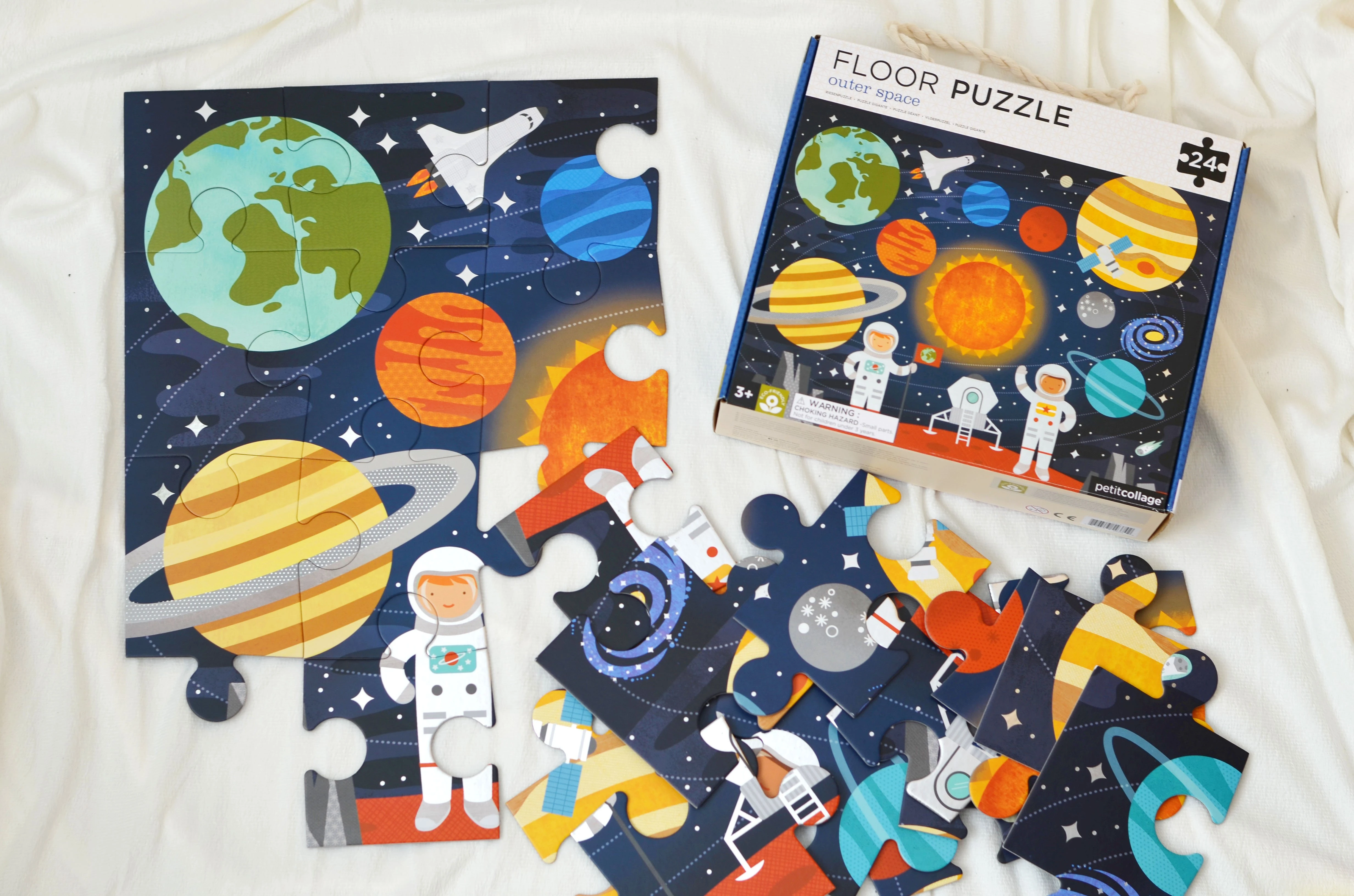Deti si môžu poskladať puzzle na krásnu tému vesmíru.